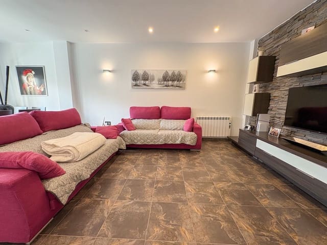 4 makuuhuone Omakotitalo myytävänä paikassa Pilar de la Horadada mukana 
autotalli - 325 000 € (Ref: 9494263)