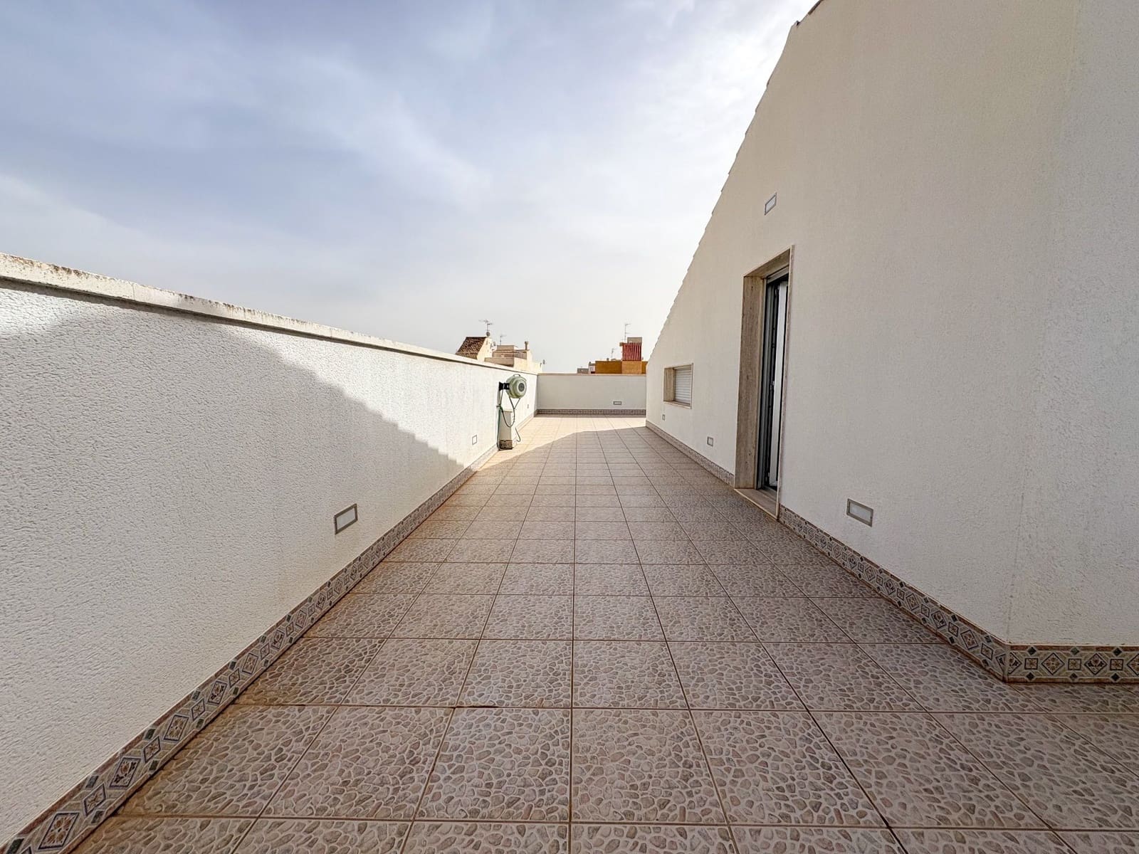 4 makuuhuone Omakotitalo myytävänä paikassa Pilar de la Horadada mukana 
autotalli - 325 000 € (Ref: 9494263)