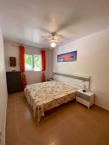 2 soverom Penthouse til leie i San Fulgencio med svømmebasseng garasje - € 900 (Ref: 9496803)