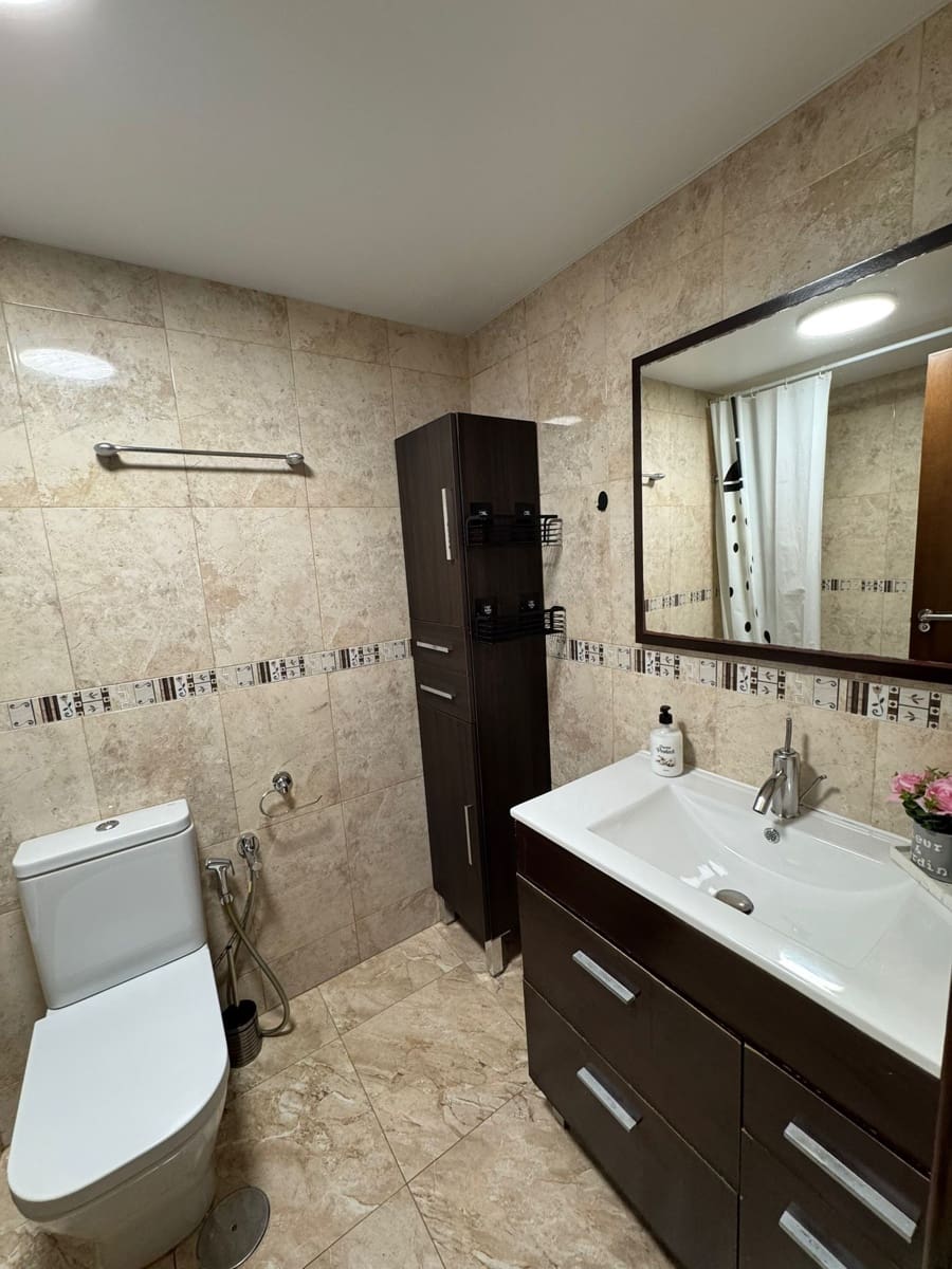 2 slaapkamer Bungalow te huur in Torrevieja met zwembad - € 1.000 (Ref: 9503823)