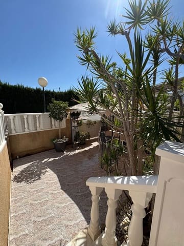2 slaapkamer Bungalow te huur in Torrevieja met zwembad - € 1.000 (Ref: 9503823)