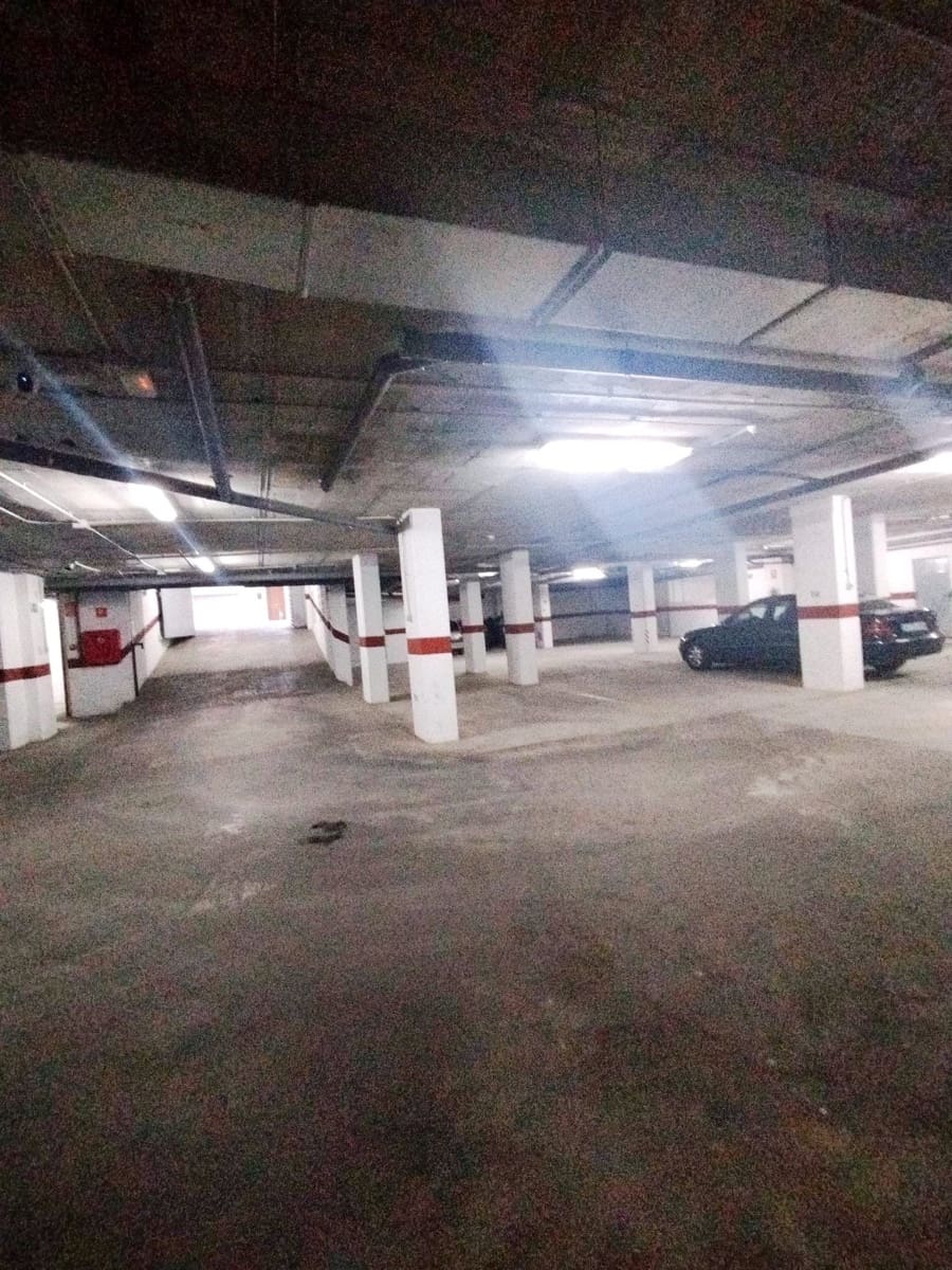 1 bedroom Flat for rent in Torrevieja with pool garage - € 750 (Ref: 9508265)