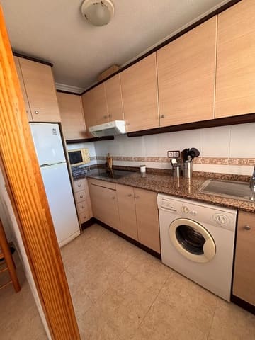2 sypialnia Mieszkanie do wynajęcia w Torrevieja z basenem garażem - 800 € (Ref: 9508266)