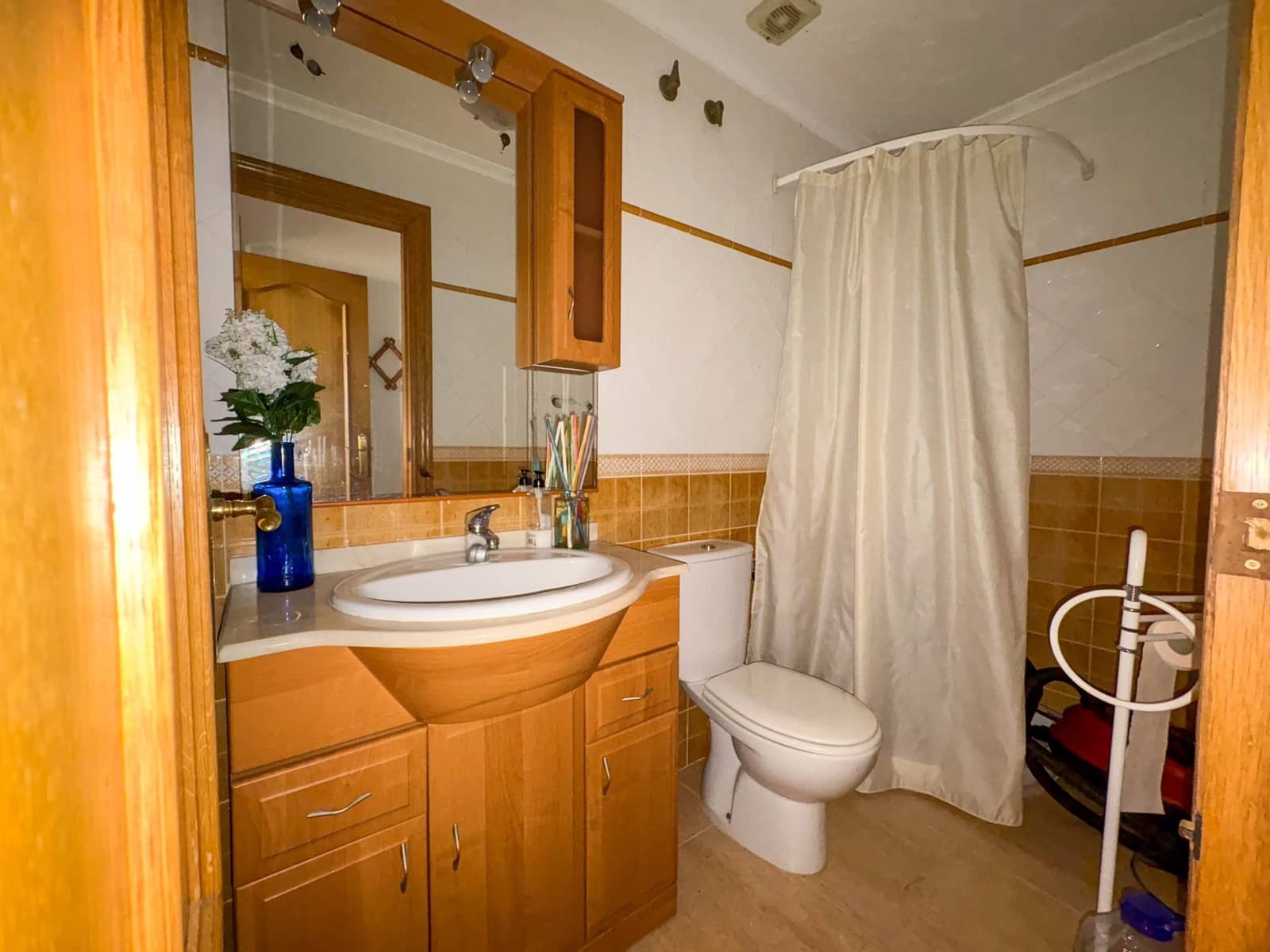 4 bedroom Semi-detached Villa for rent in Torrevieja with pool - € 1,300 (Ref: 9512005)