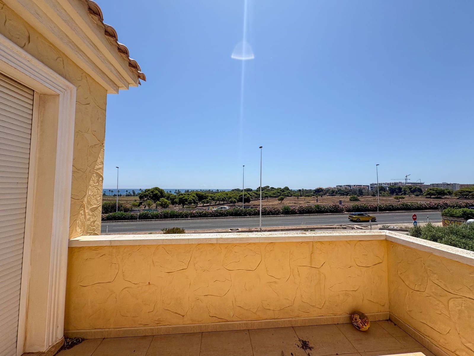4 bedroom Semi-detached Villa for rent in Torrevieja with pool - € 1,300 (Ref: 9512005)