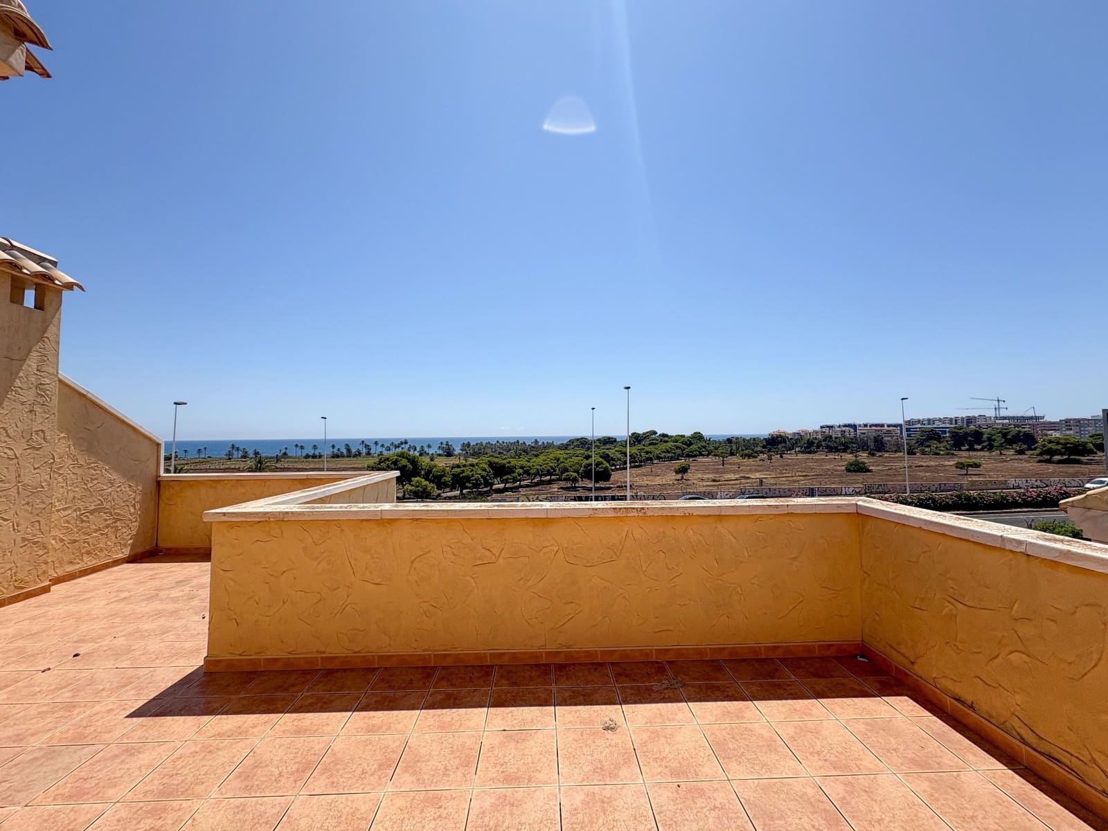4 bedroom Semi-detached Villa for rent in Torrevieja with pool - € 1,300 (Ref: 9512005)