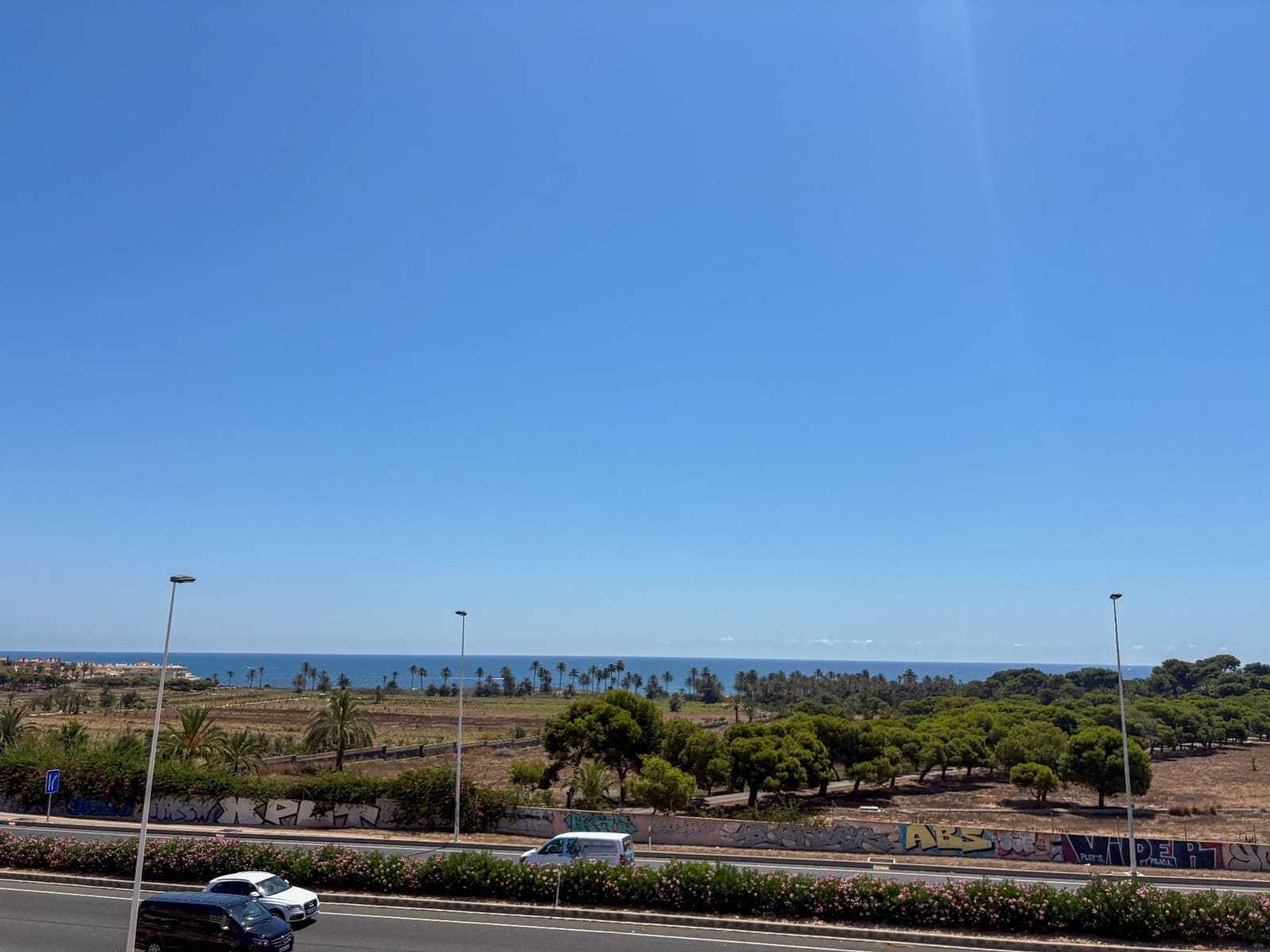 4 bedroom Semi-detached Villa for rent in Torrevieja with pool - € 1,300 (Ref: 9512005)