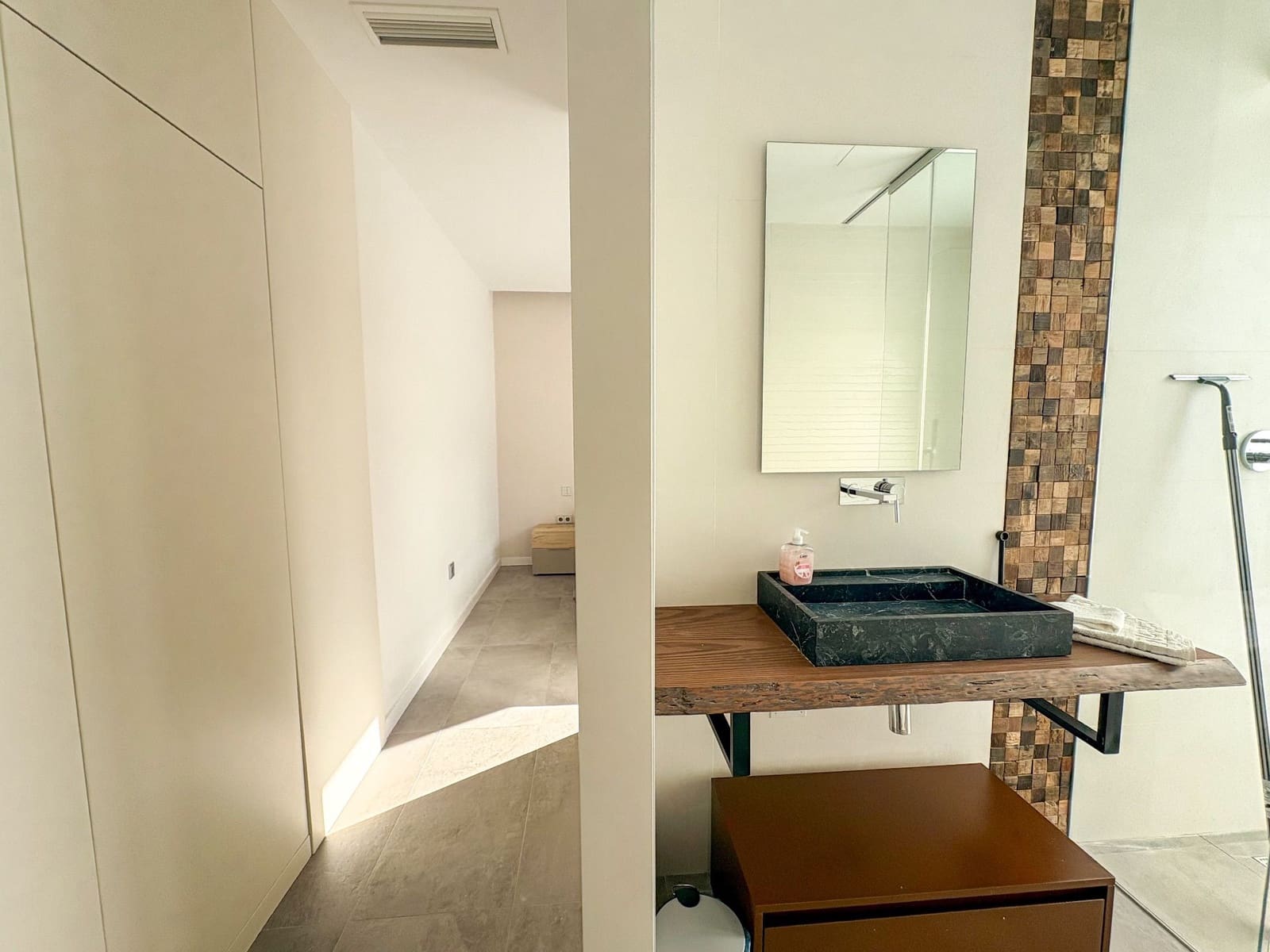 3 soverom Villa til leie i Orihuela Costa med svømmebasseng garasje - € 3 250 (Ref: 9518431)