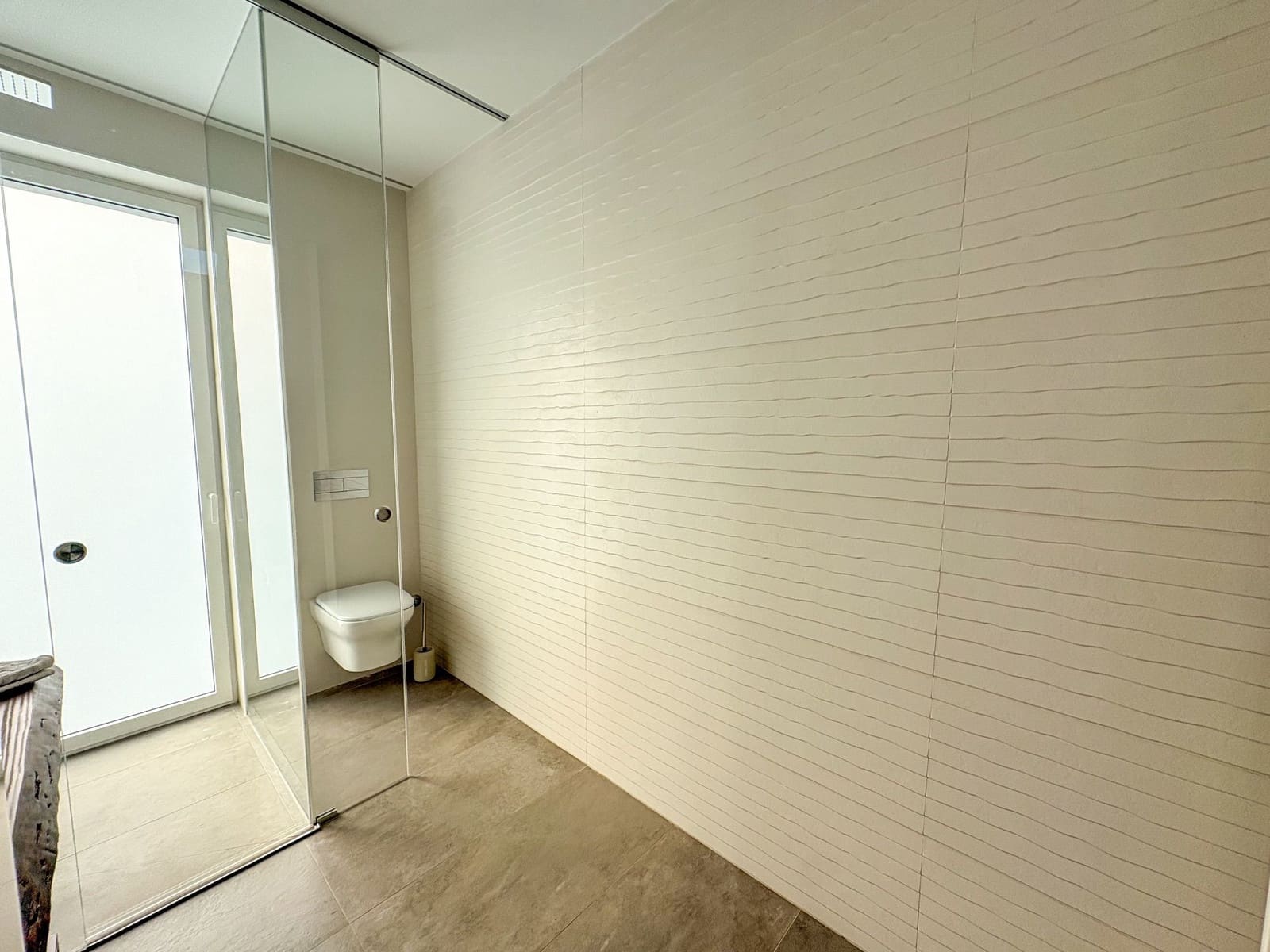 3 soverom Villa til leie i Orihuela Costa med svømmebasseng garasje - € 3 250 (Ref: 9518431)