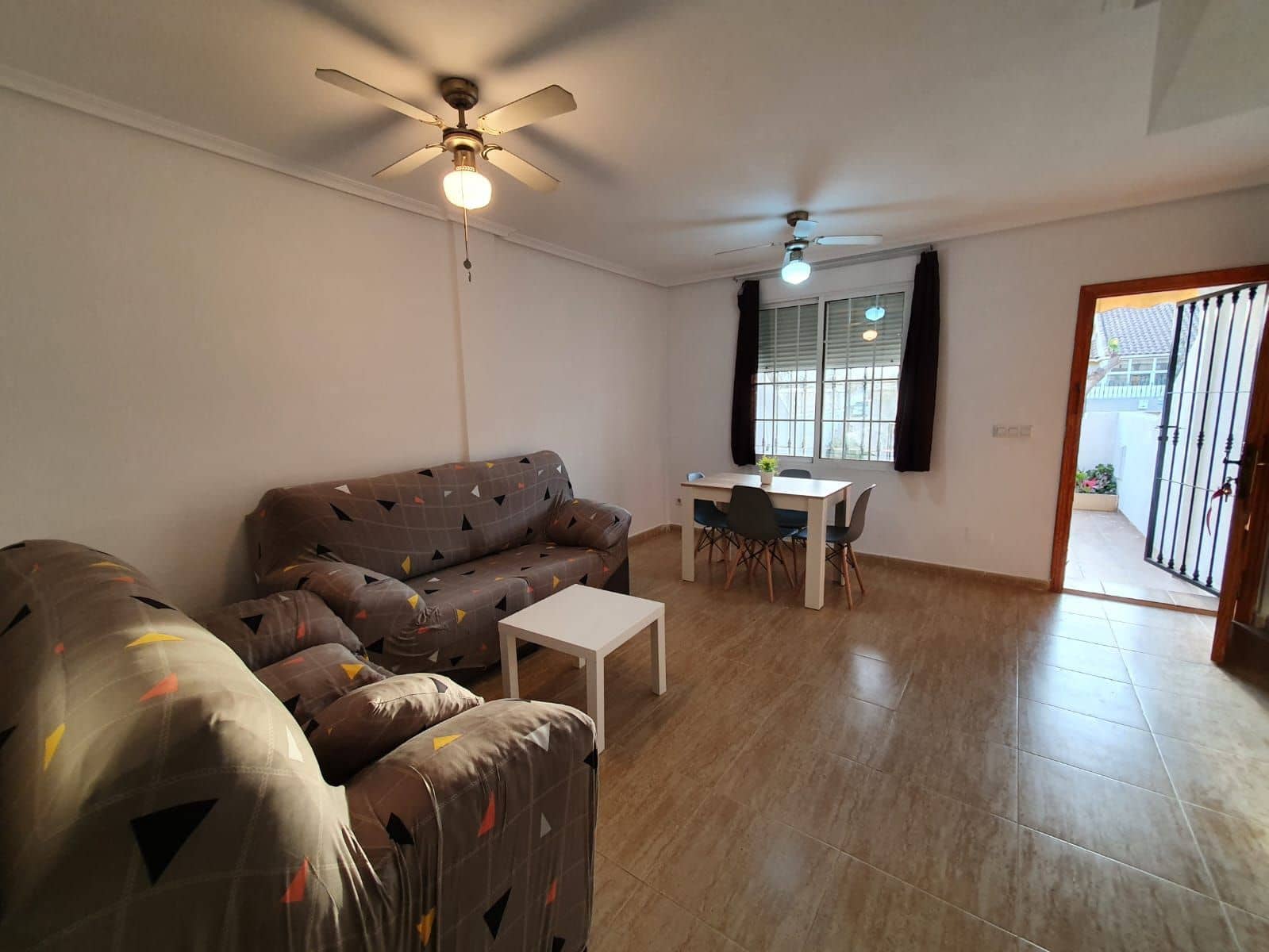 3 sypialnia Dom blizniak do wynajęcia w Pilar de la Horadada - 700 € (Ref: 9523924)