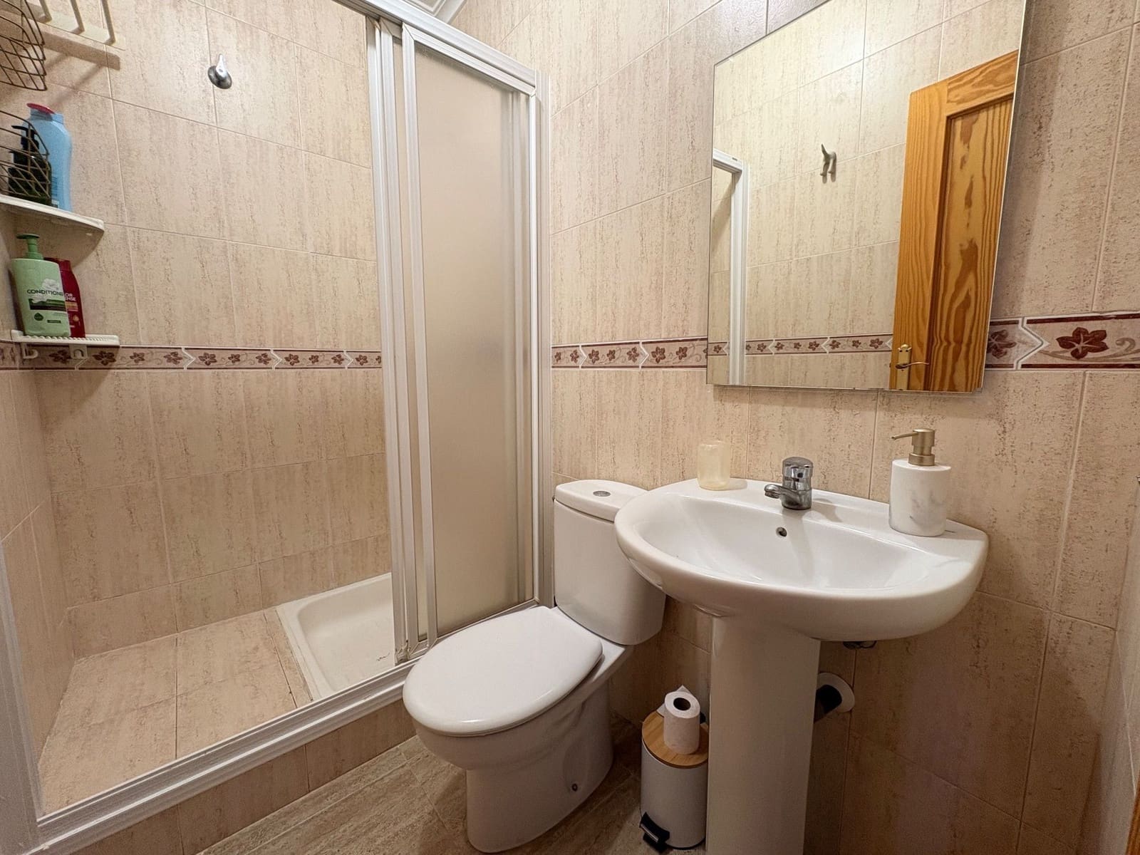 3 soverom Kjedet enebolig til leie i Pilar de la Horadada med svømmebasseng - € 700 (Ref: 9523924)