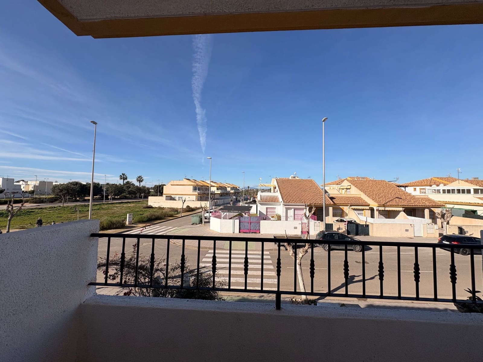 3 soverom Kjedet enebolig til leie i Pilar de la Horadada med svømmebasseng - € 700 (Ref: 9523924)