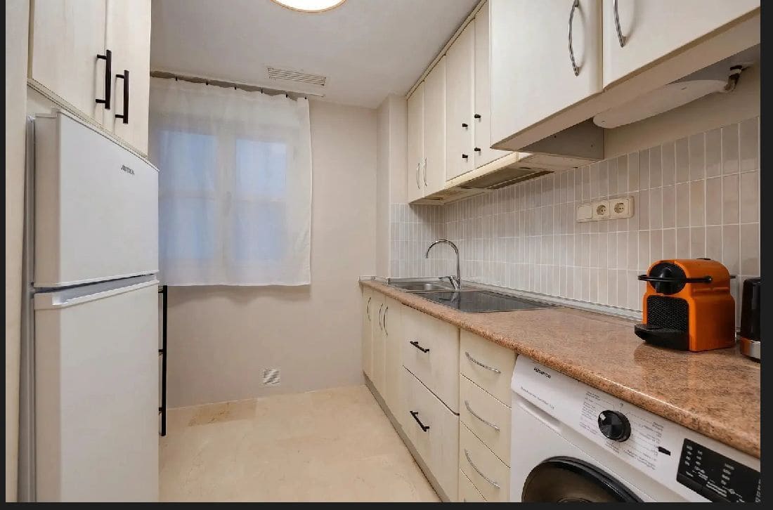 1 quarto Apartamento para arrendar em Torrevieja - 850 € (Ref: 9533161)