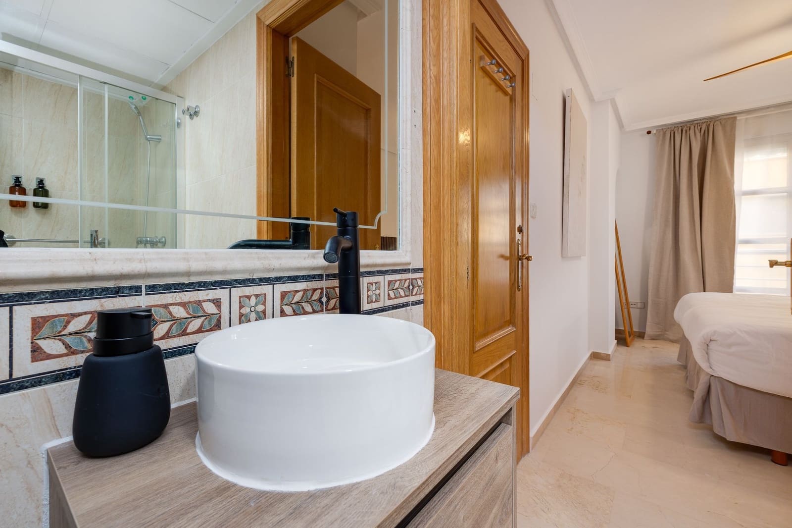 1 soveværelse Lejlighed til leje i Torrevieja - € 850 (Ref: 9533161)