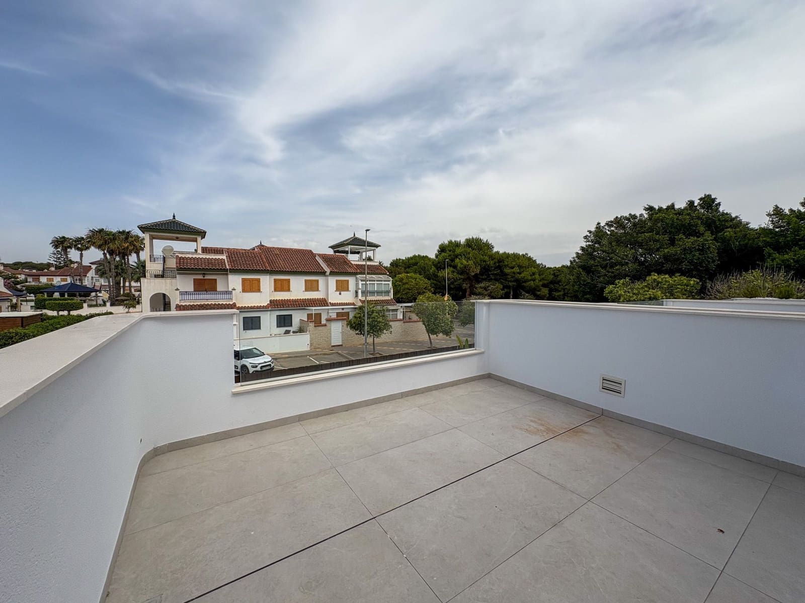 Chalet de 3 habitaciones en Pilar de la Horadada en venta con piscina garaje - 539.000 € (Ref: 9533164)