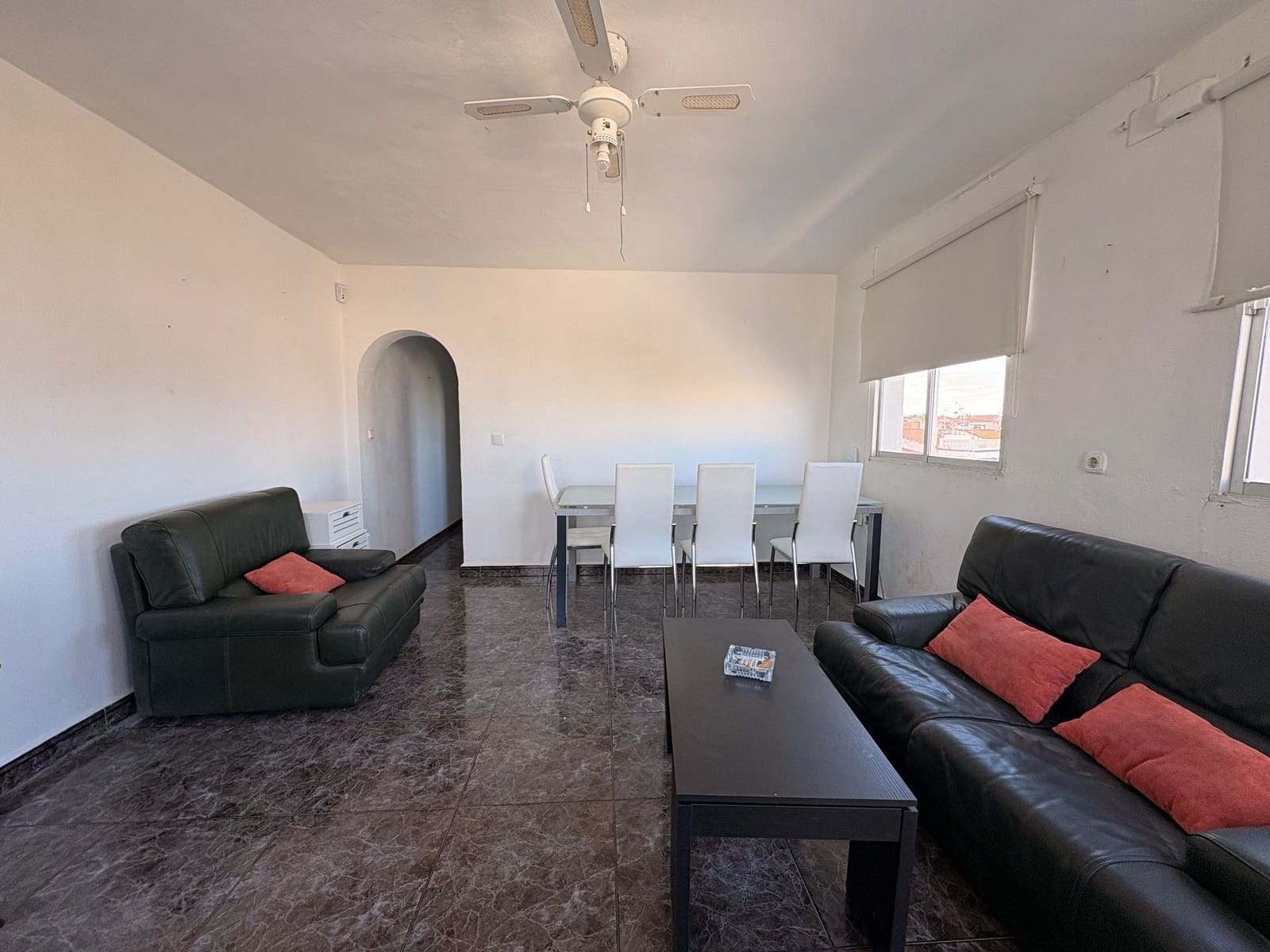 2 makuuhuone Asunto vuokrattavana paikassa Torrevieja - 850 € (Ref: 9535499)