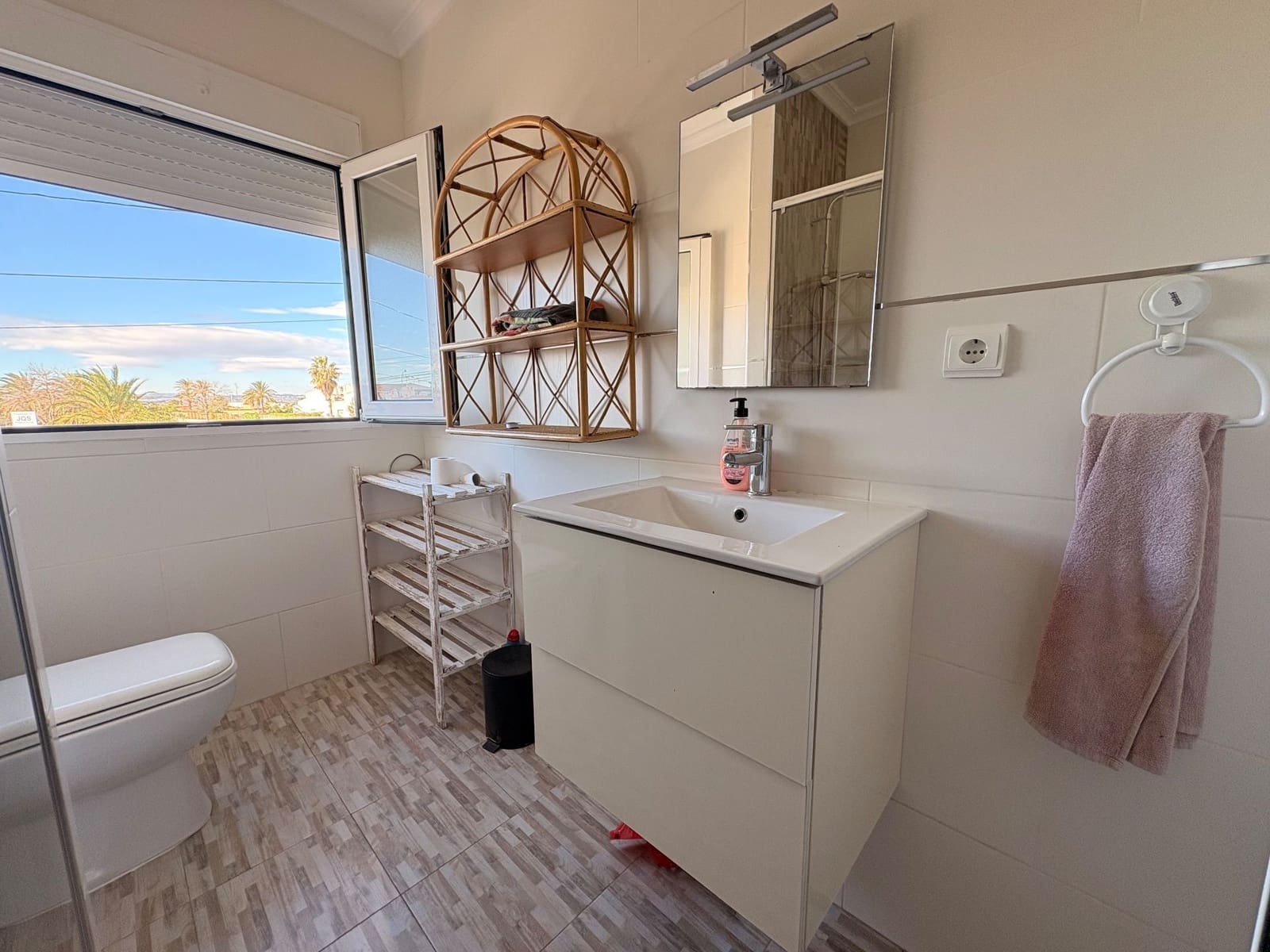 2 makuuhuone Asunto vuokrattavana paikassa Torrevieja - 850 € (Ref: 9535499)
