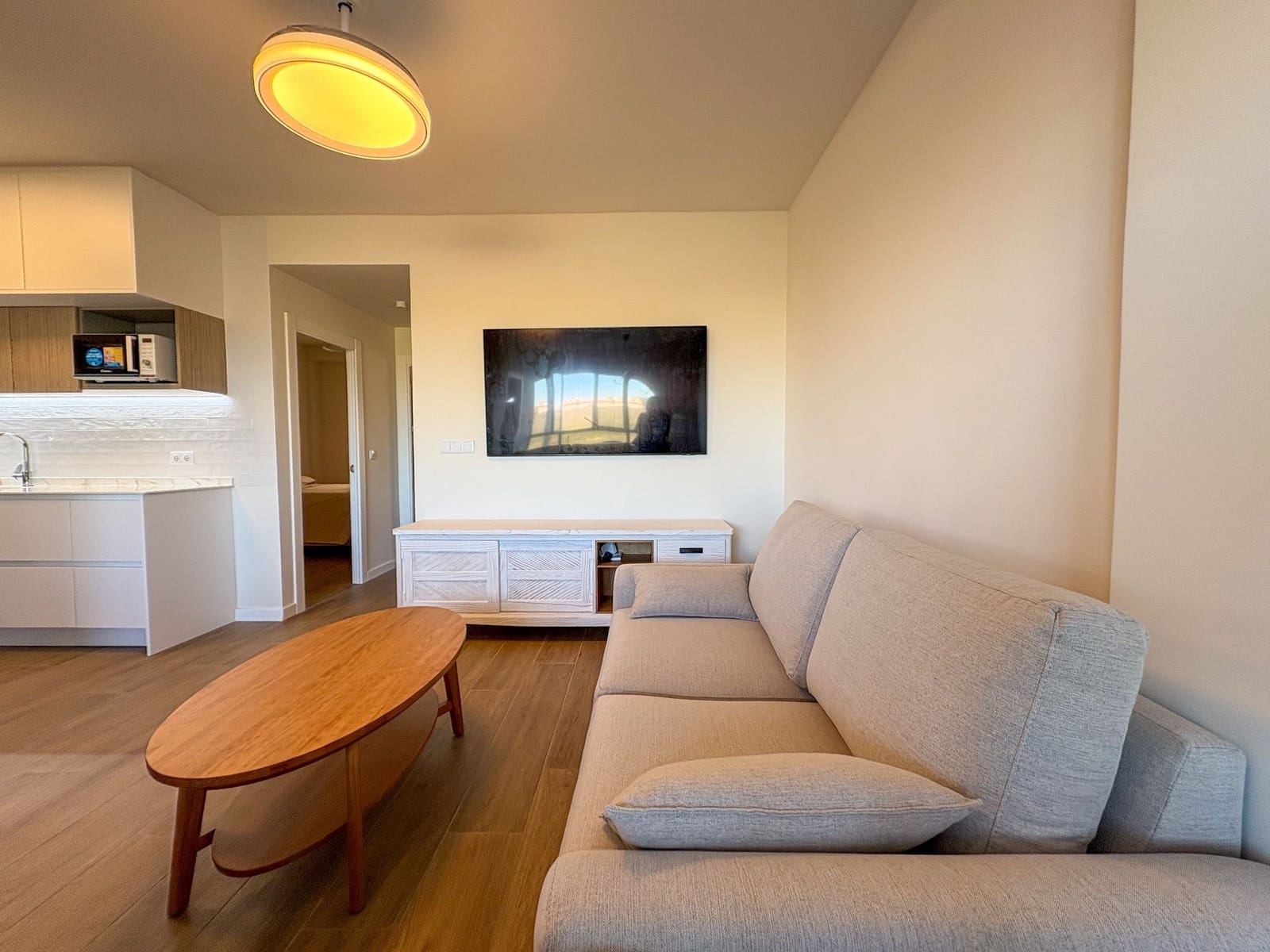 2 quarto Apartamento para arrendar em Torrevieja - 850 € (Ref: 9535500)