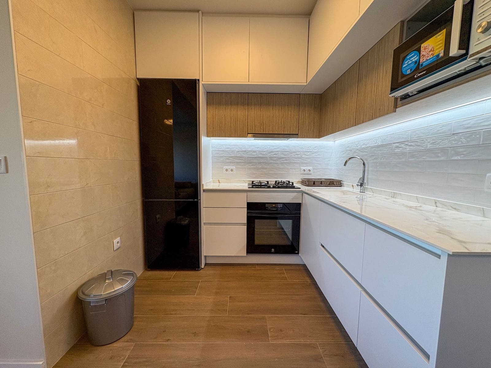 2 quarto Apartamento para arrendar em Torrevieja - 850 € (Ref: 9535500)