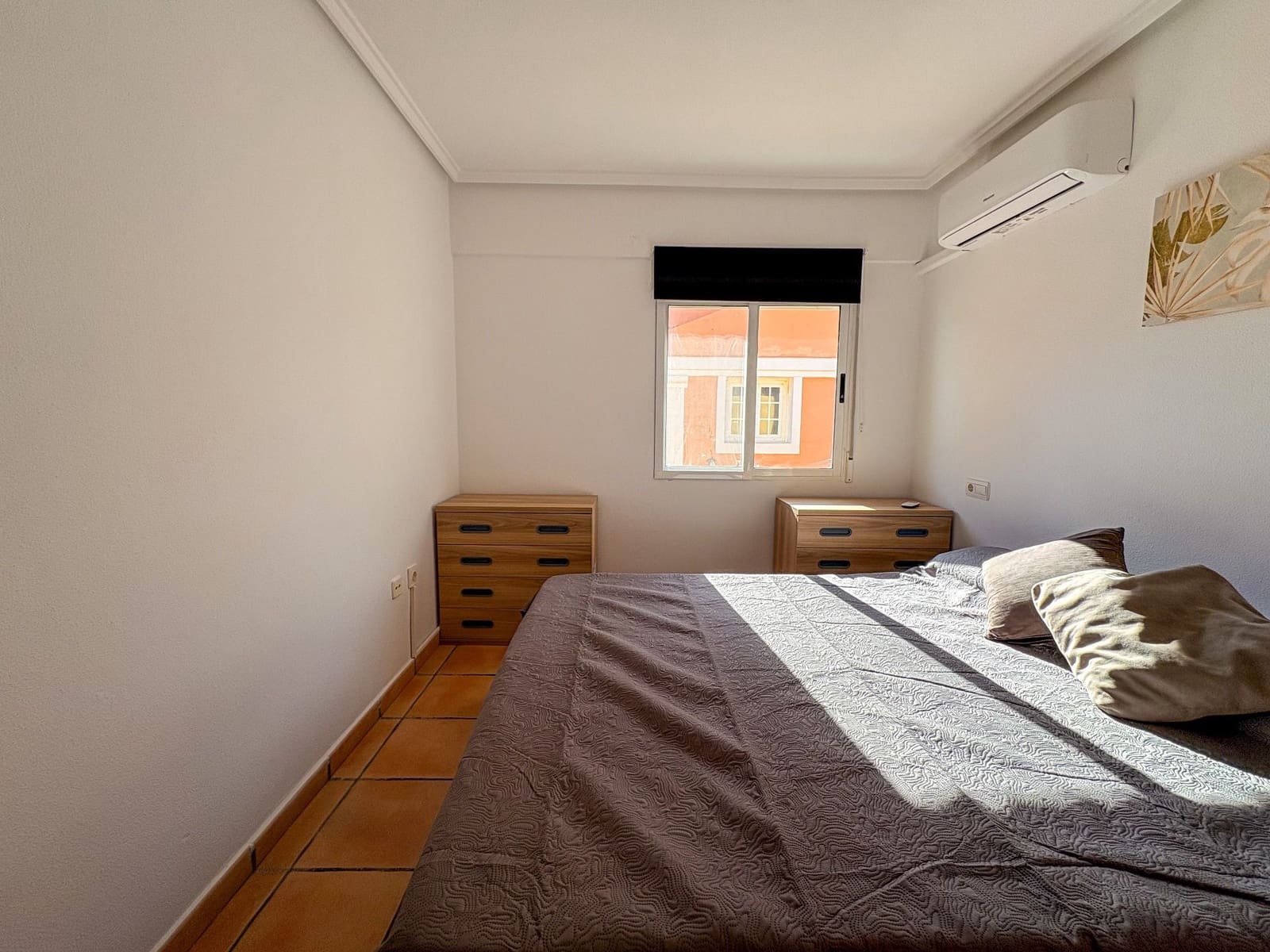 3 Zimmer Wohnung zu vermieten in Torrevieja mit Garage - 1.450 € (Ref: 9535501)