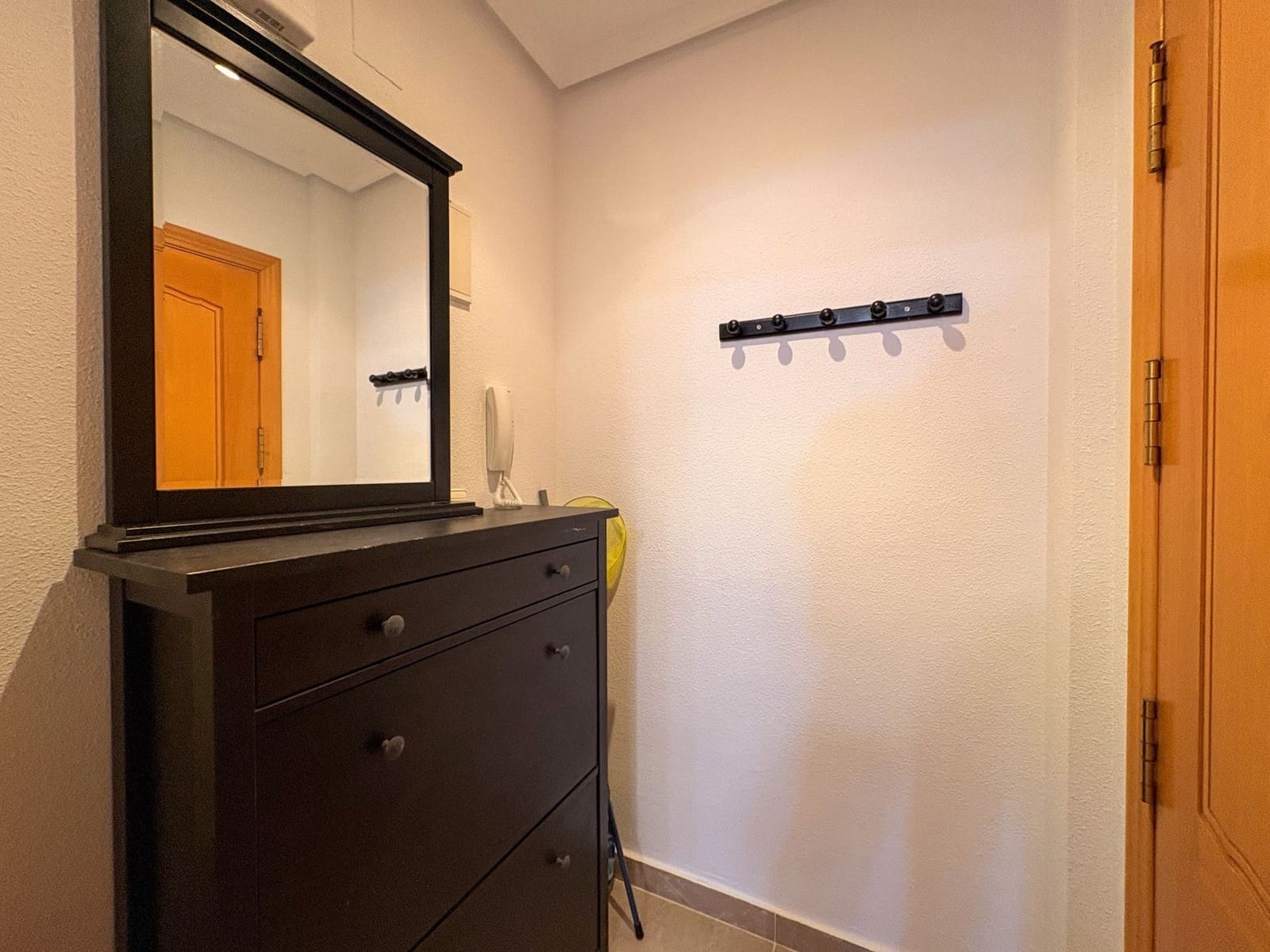 3 Zimmer Wohnung zu vermieten in Torrevieja mit Garage - 1.450 € (Ref: 9535501)