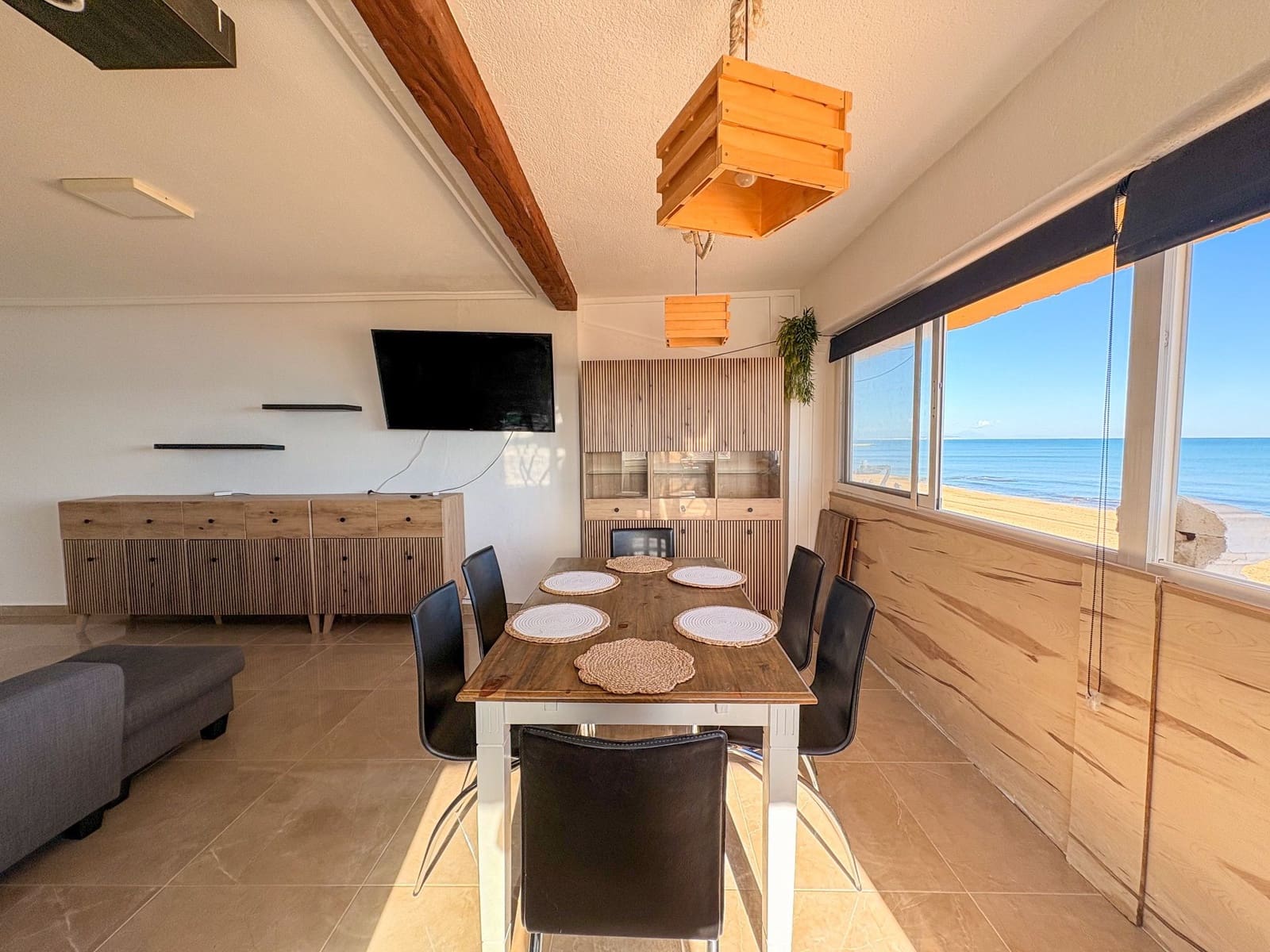 3 Zimmer Wohnung zu vermieten in Torrevieja mit Garage - 1.450 € (Ref: 9535501)