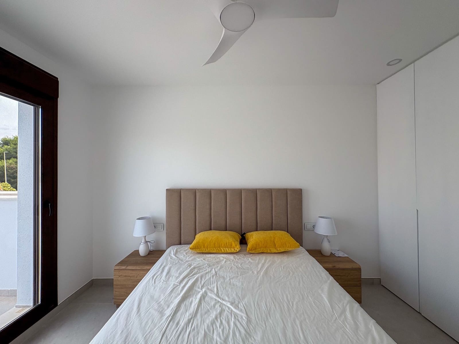 Villa/Maison de 3 chambres à louer à Pilar de la Horadada avec piscine garage - 2 600 € (Ref: 9540758)