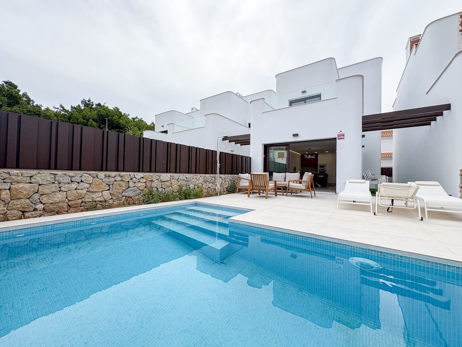 Villa/Maison de 3 chambres à louer à Pilar de la Horadada avec piscine garage - 2 600 € (Ref: 9540758)