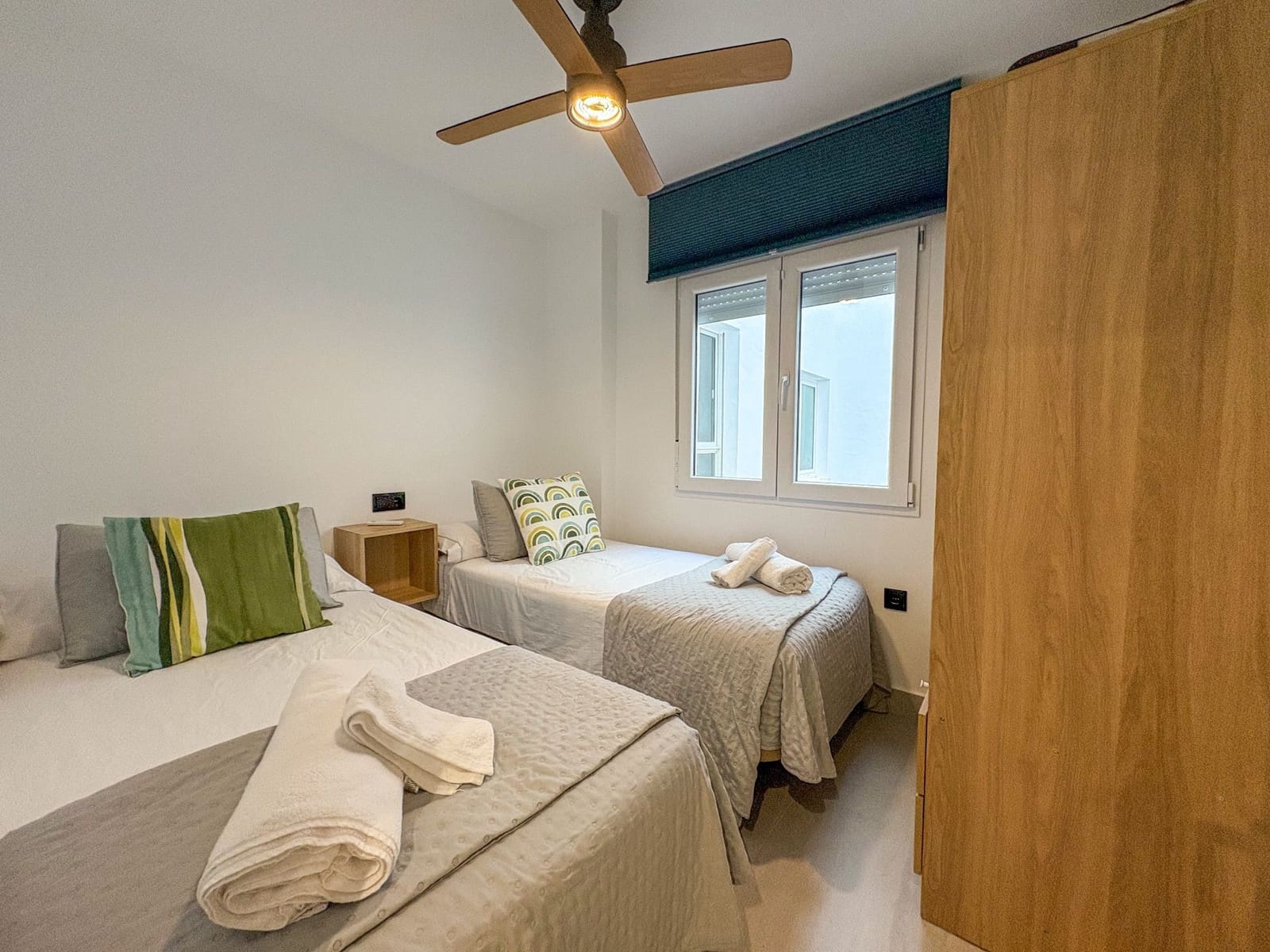 Appartement de 3 chambres à louer à Torrevieja - 1 100 € (Ref: 9543034)