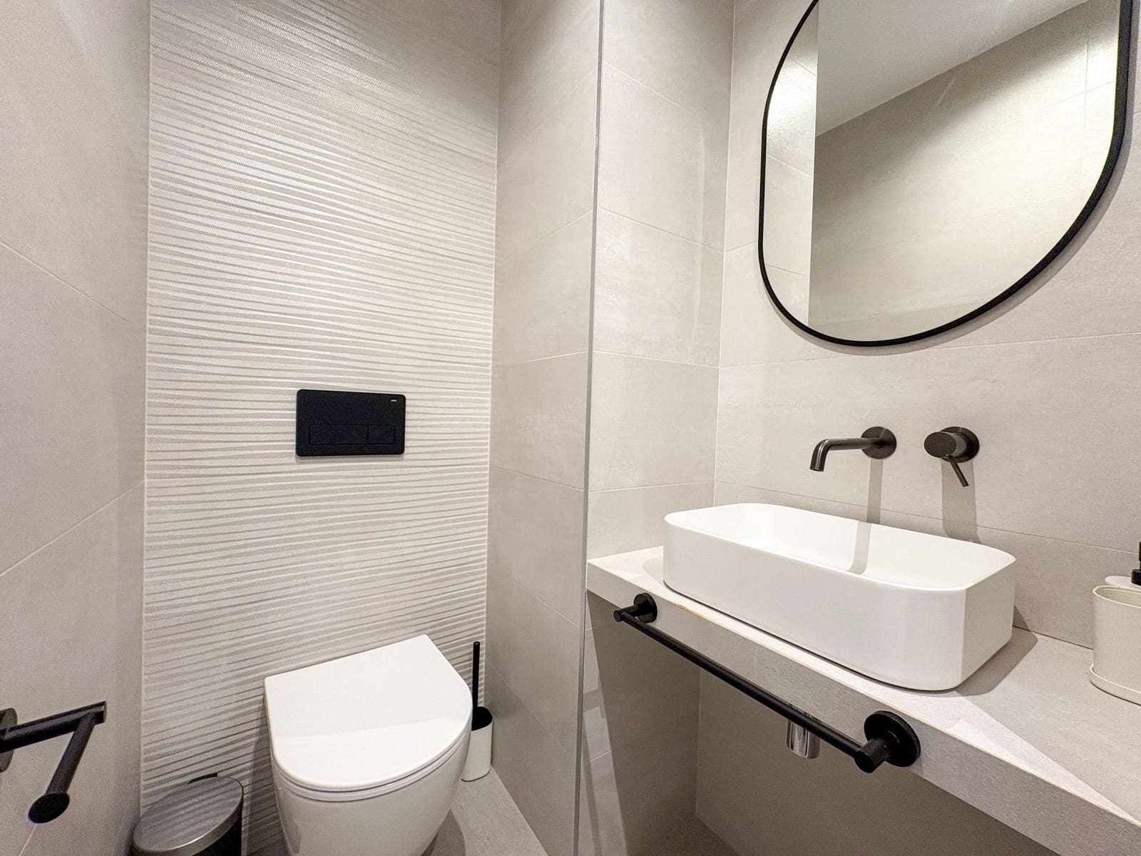 Appartement de 3 chambres à louer à Torrevieja - 1 100 € (Ref: 9543034)