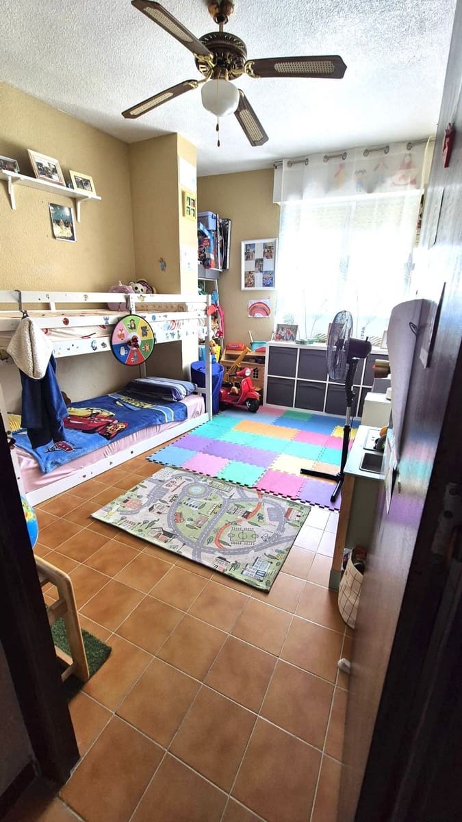 Piso de 3 habitaciones en Lo Pagan en venta con garaje - 125.000 € (Ref: 9547526)