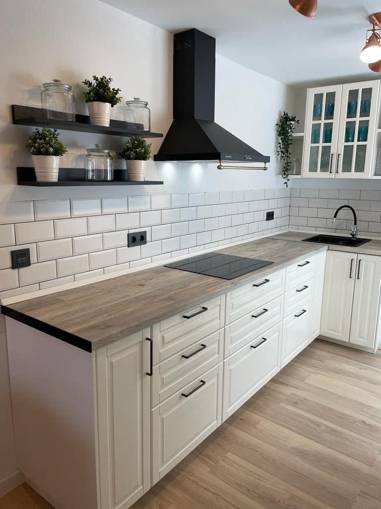 3 bedroom Flat for rent in Torrevieja - € 1,100 (Ref: 9568007)