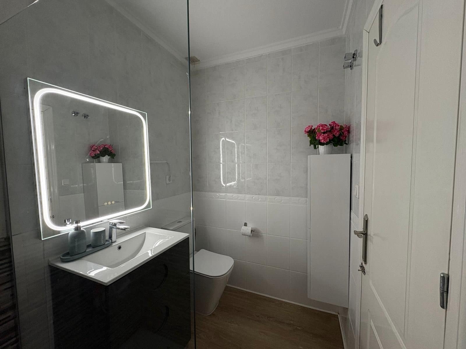 2 quarto Penthouse para arrendar em Torrevieja com piscina - 800 € (Ref: 9581501)