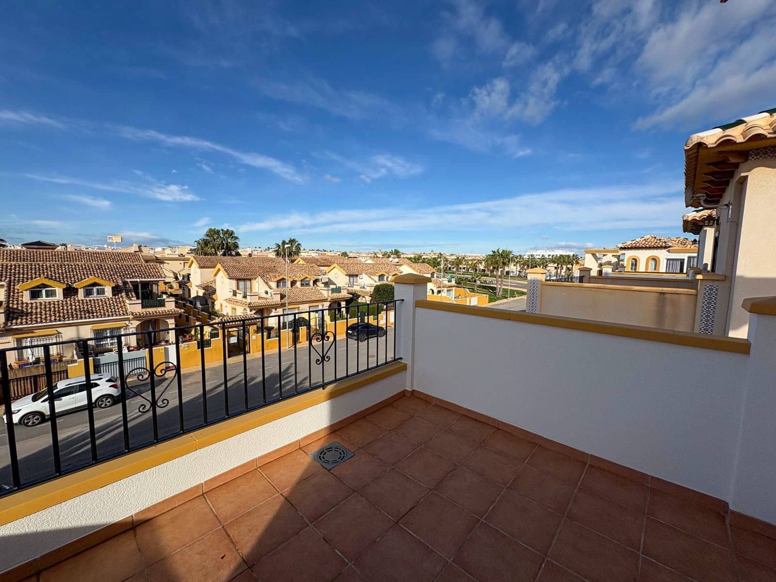 Villa/Maison de 3 chambres à louer à Orihuela Costa - 1 800 € (Ref: 9581502)