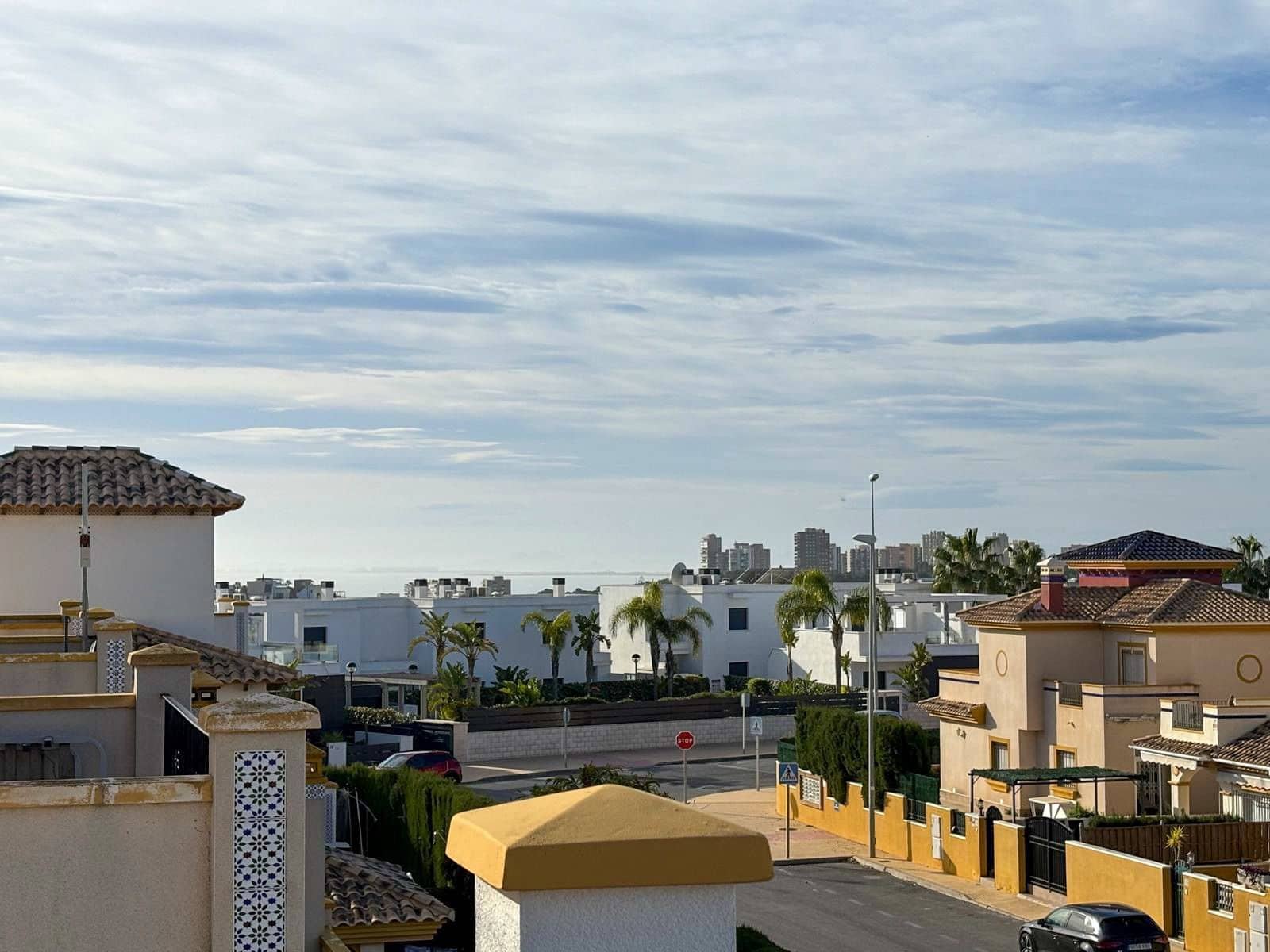 Villa/Maison de 3 chambres à louer à Orihuela Costa - 1 800 € (Ref: 9581502)