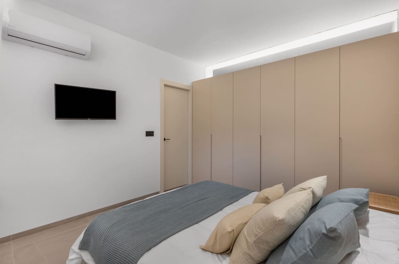 1 slaapkamer Flat te huur in Torrevieja - € 850 (Ref: 9585350)