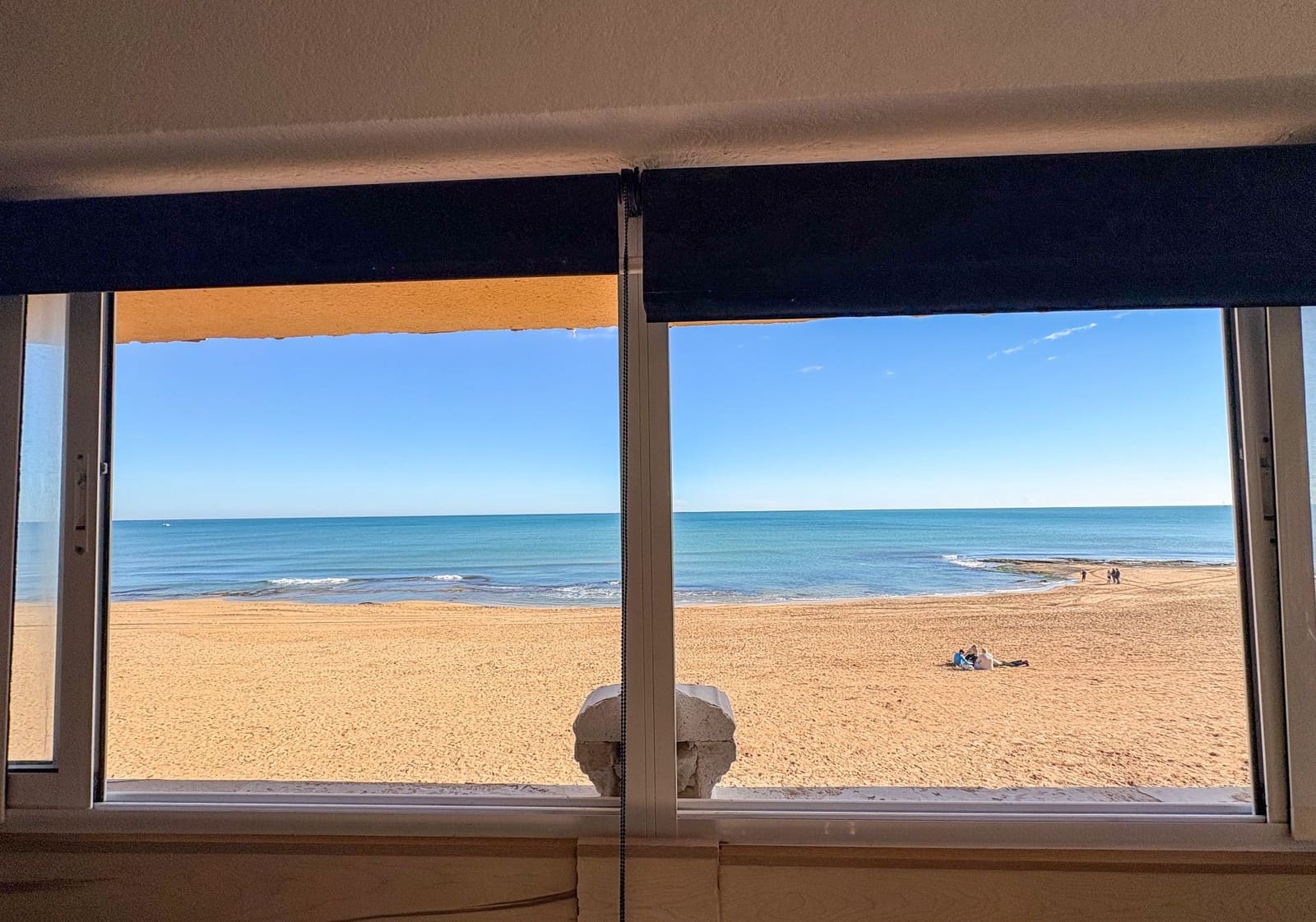 3 bedroom Flat for rent in Torrevieja with garage - € 1,450 (Ref: 9594620)