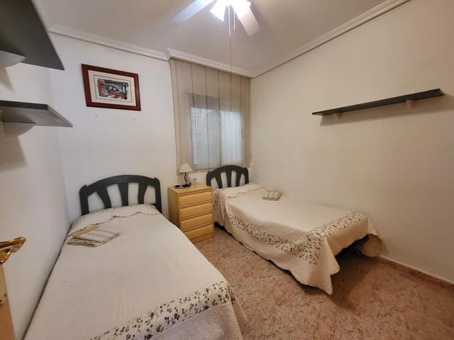 2 quarto Apartamento para arrendar em Torrevieja - 900 € (Ref: 9598653)