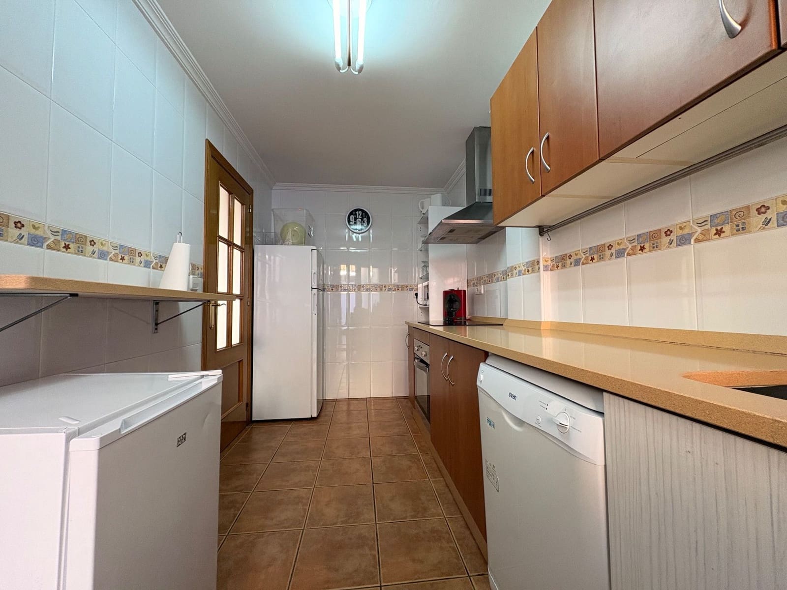 4 bedroom Semi-detached Villa for rent in Pilar de la Horadada - € 1,250 (Ref: 9598654)