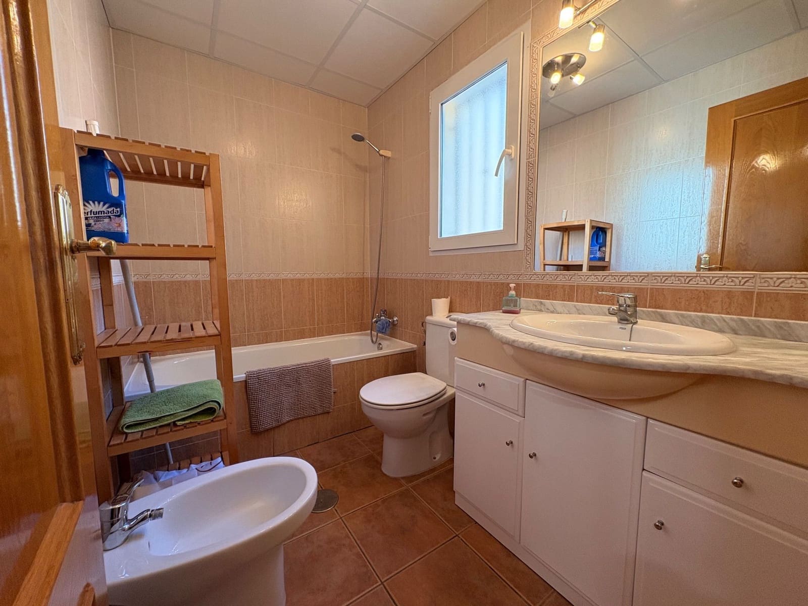 4 bedroom Semi-detached Villa for rent in Pilar de la Horadada - € 1,250 (Ref: 9598654)