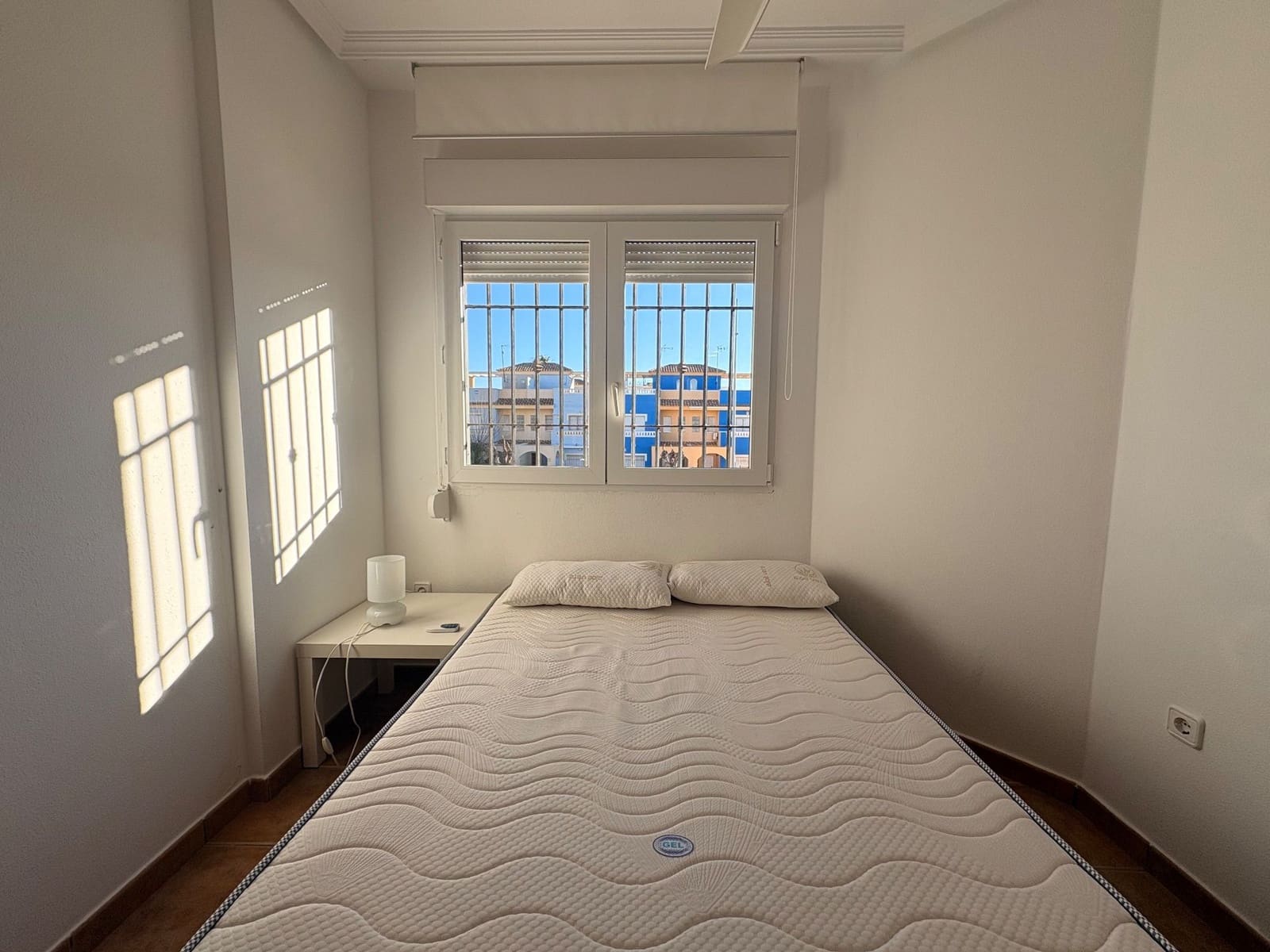 4 bedroom Semi-detached Villa for rent in Pilar de la Horadada - € 1,250 (Ref: 9598654)