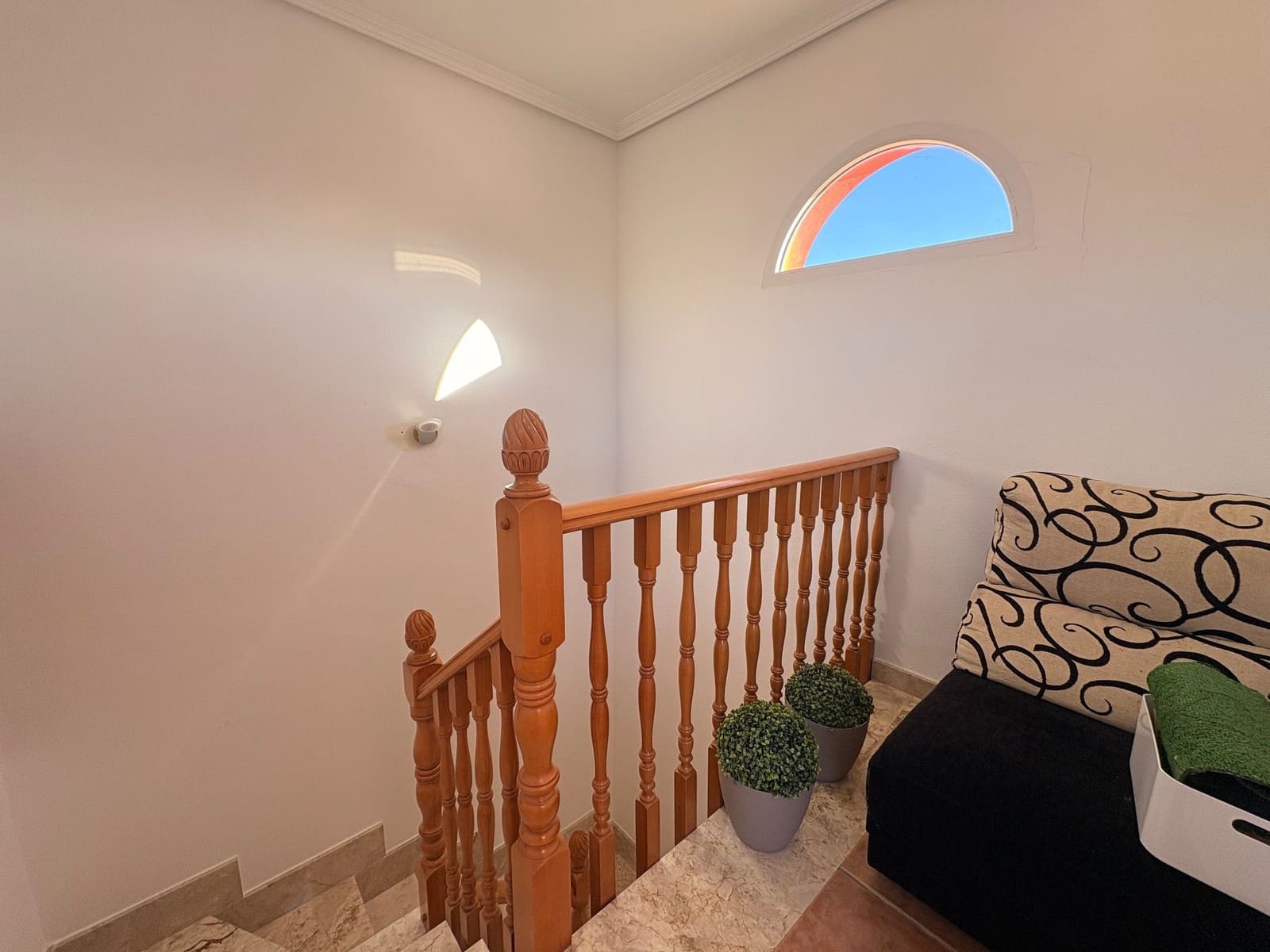 4 bedroom Semi-detached Villa for rent in Pilar de la Horadada - € 1,250 (Ref: 9598654)