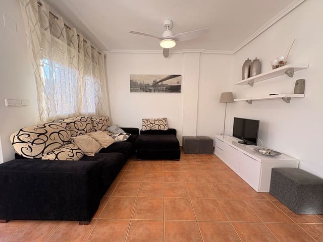 4 bedroom Semi-detached Villa for rent in Pilar de la Horadada - € 1,250 (Ref: 9598654)