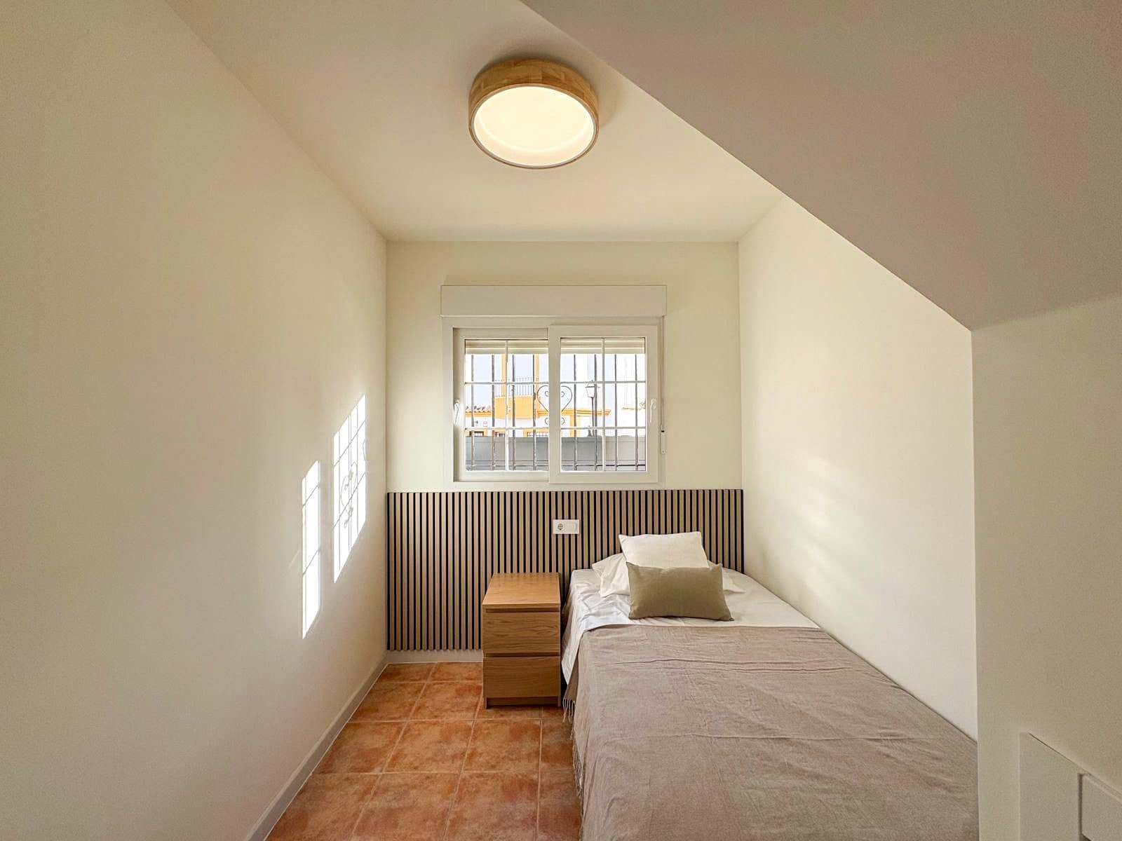 3 sypialnia Willa do wynajęcia w Orihuela Costa - 1 800 € (Ref: 9614677)