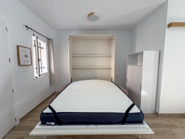 Yksiö vuokrattavana paikassa Pilar de la Horadada - 550 € (Ref: 9618908)