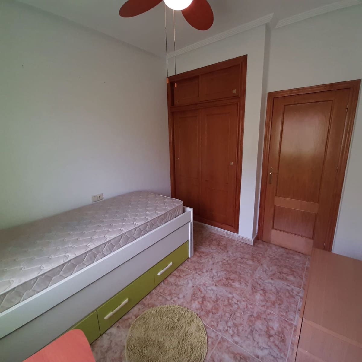 2 sovrum Villa att hyra i Orihuela Costa med pool garage - 800 € (Ref: 9627170)