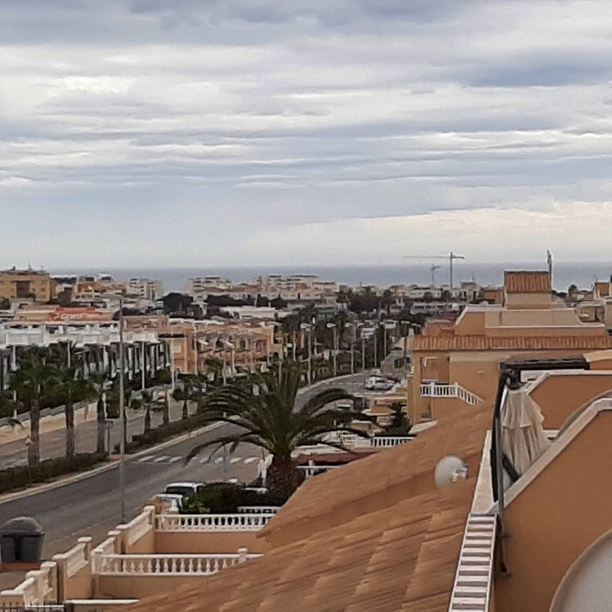 2 sovrum Villa att hyra i Orihuela Costa med pool garage - 800 € (Ref: 9627170)