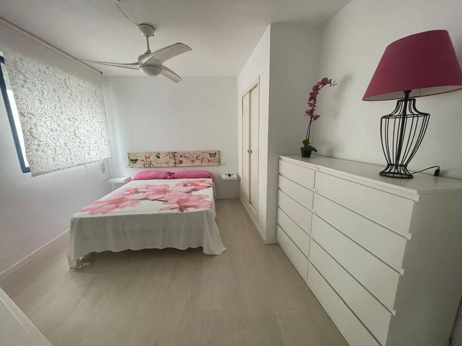 2 bedroom Flat for rent in Torrevieja with pool - € 750 (Ref: 9627171)