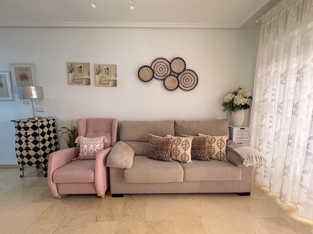 2 sovrum Lägenhet att hyra i Torrevieja - 1 200 € (Ref: 9633829)