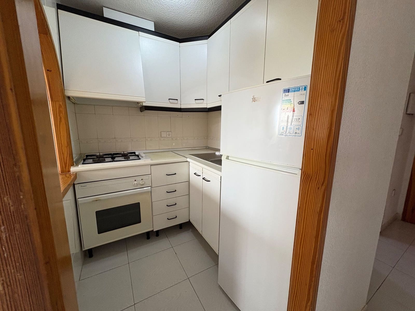 1 makuuhuone Asunto vuokrattavana paikassa Pilar de la Horadada mukana 
autotalli - 650 € (Ref: 9633830)